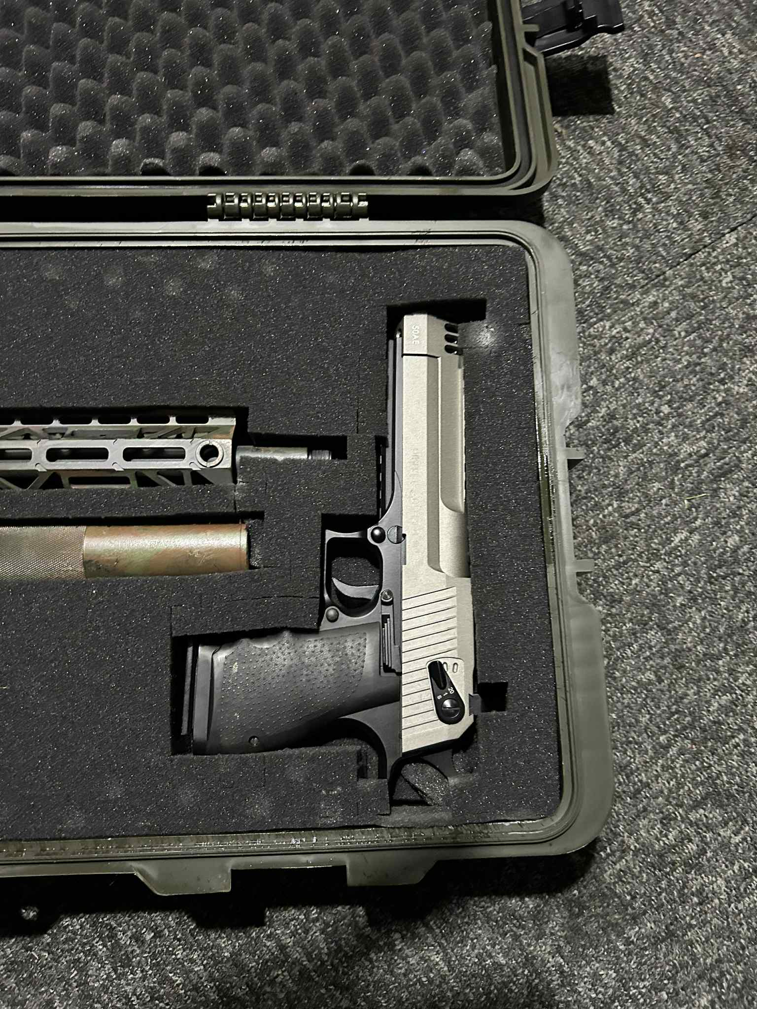 308801cb-ca74-41ef-b243-dfd656bc734c