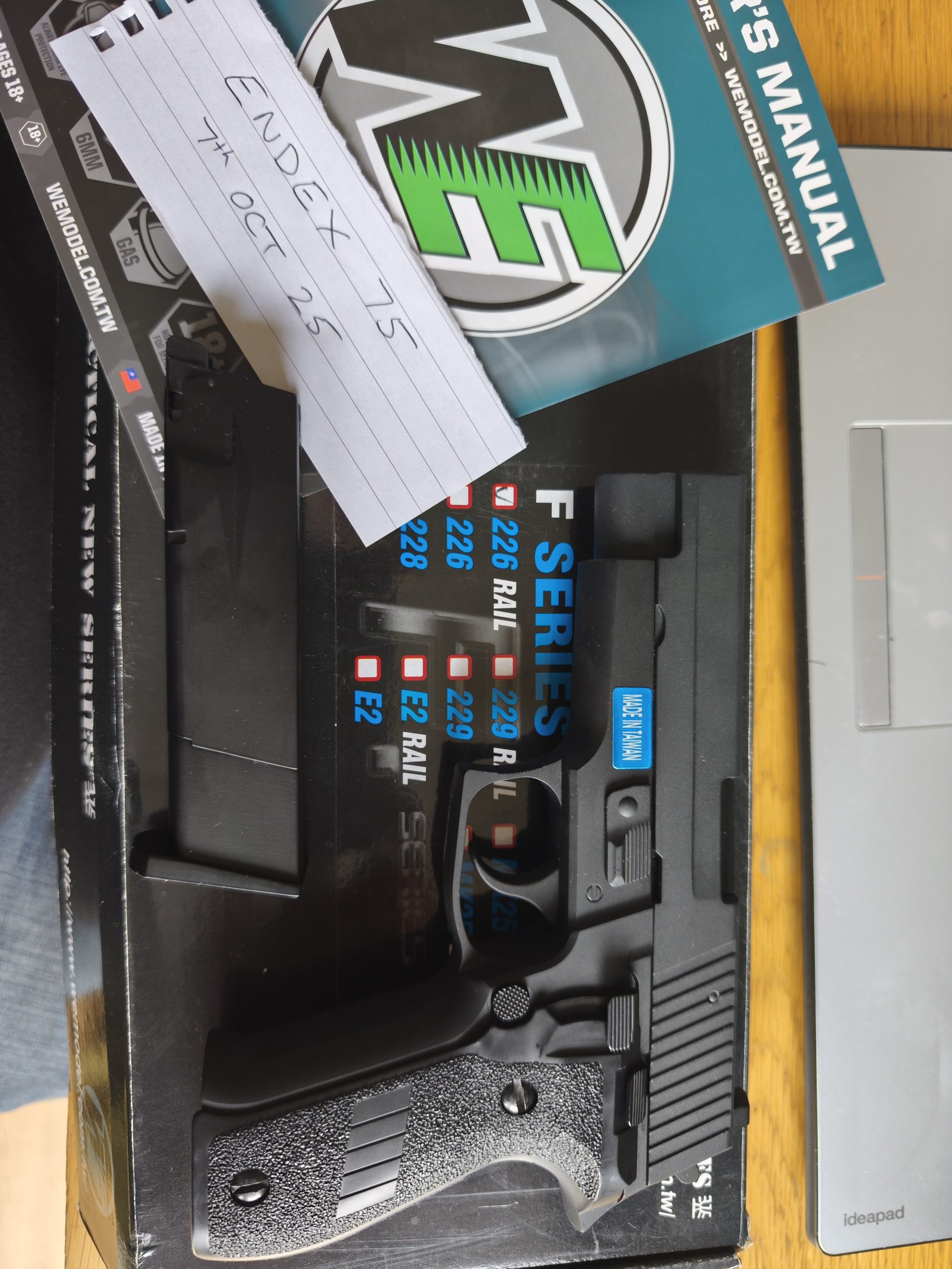 P226