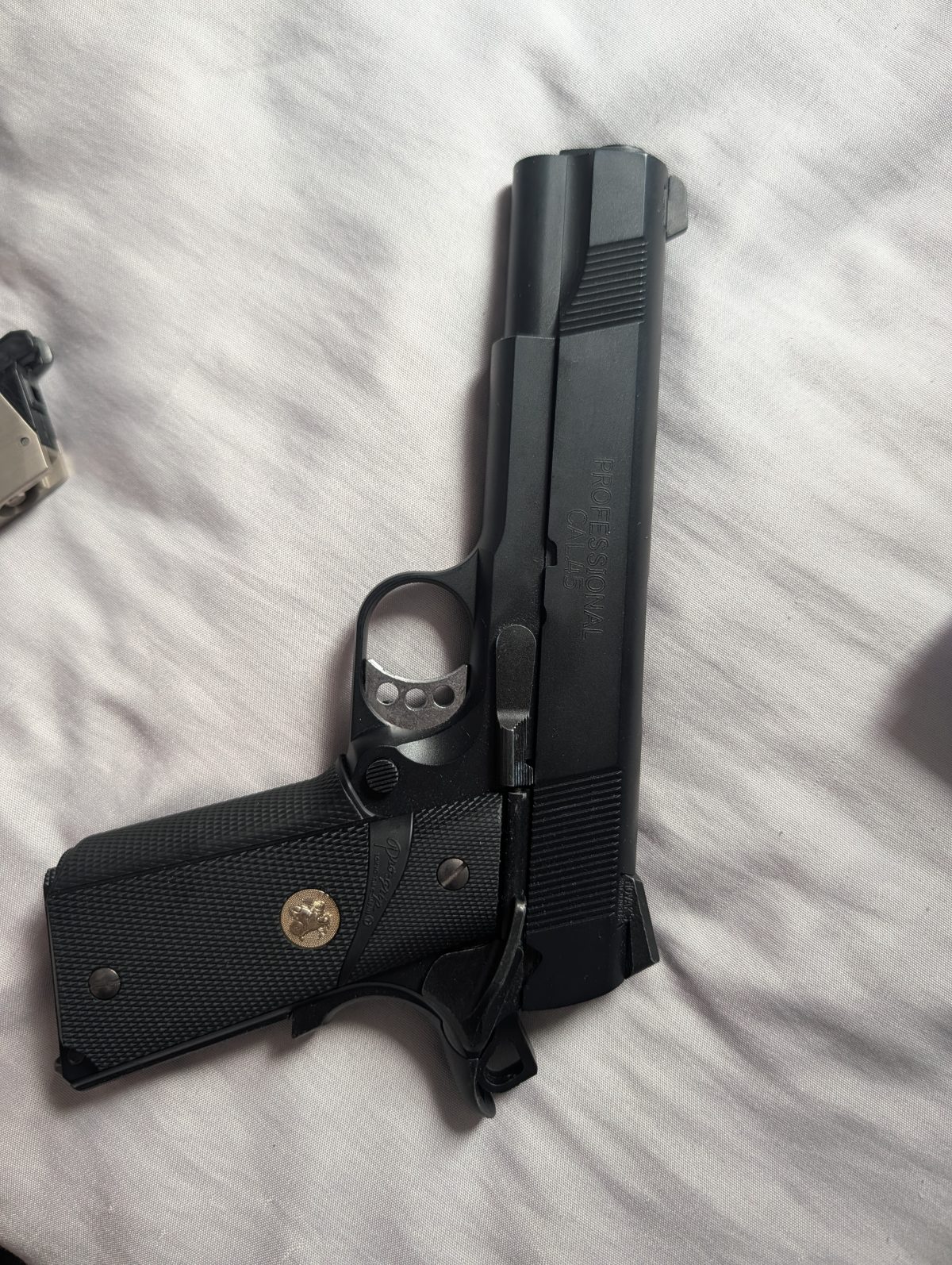 55807