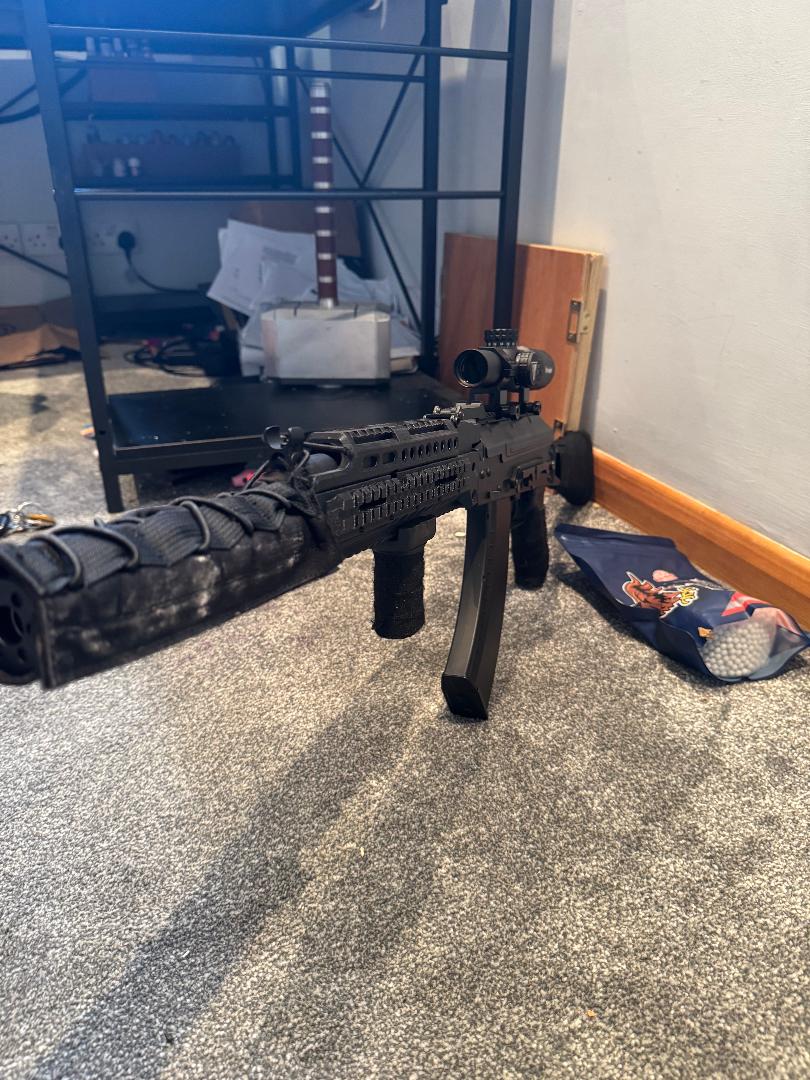 ak101 1